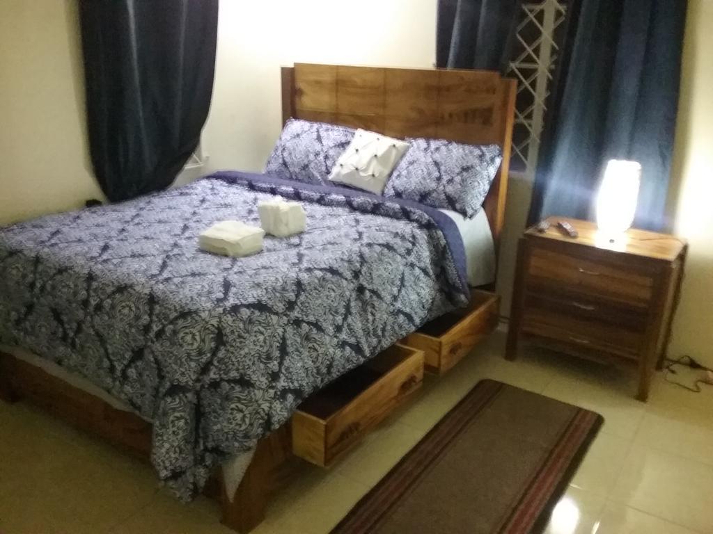 Cheerful 2-Bedroom Home In Falmouth Garden Ngoại thất bức ảnh