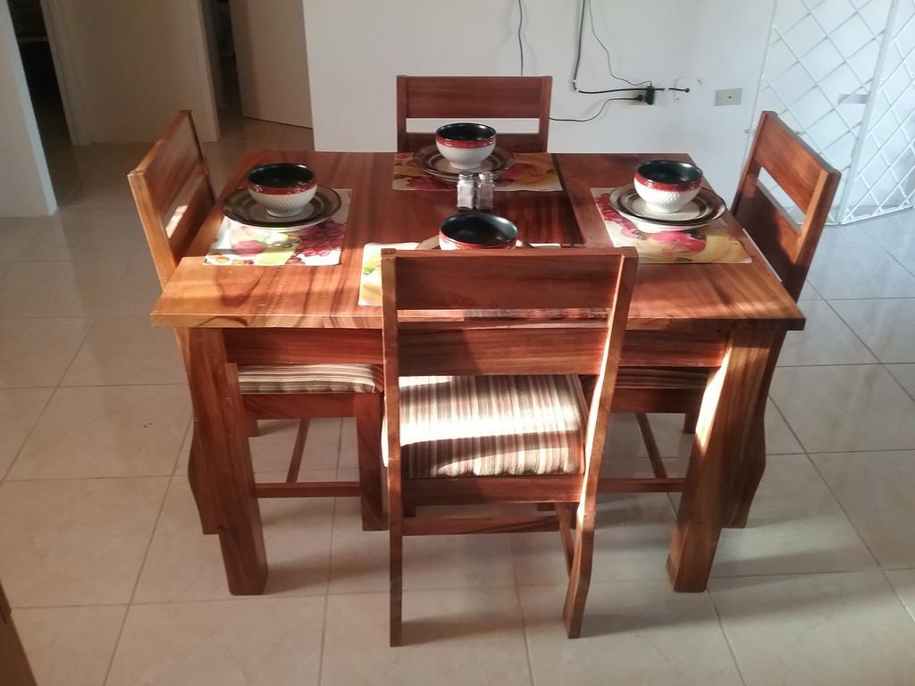 Cheerful 2-Bedroom Home In Falmouth Garden Ngoại thất bức ảnh